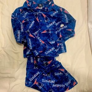 Boys nfl flannel patriots pjs, size 8/10
